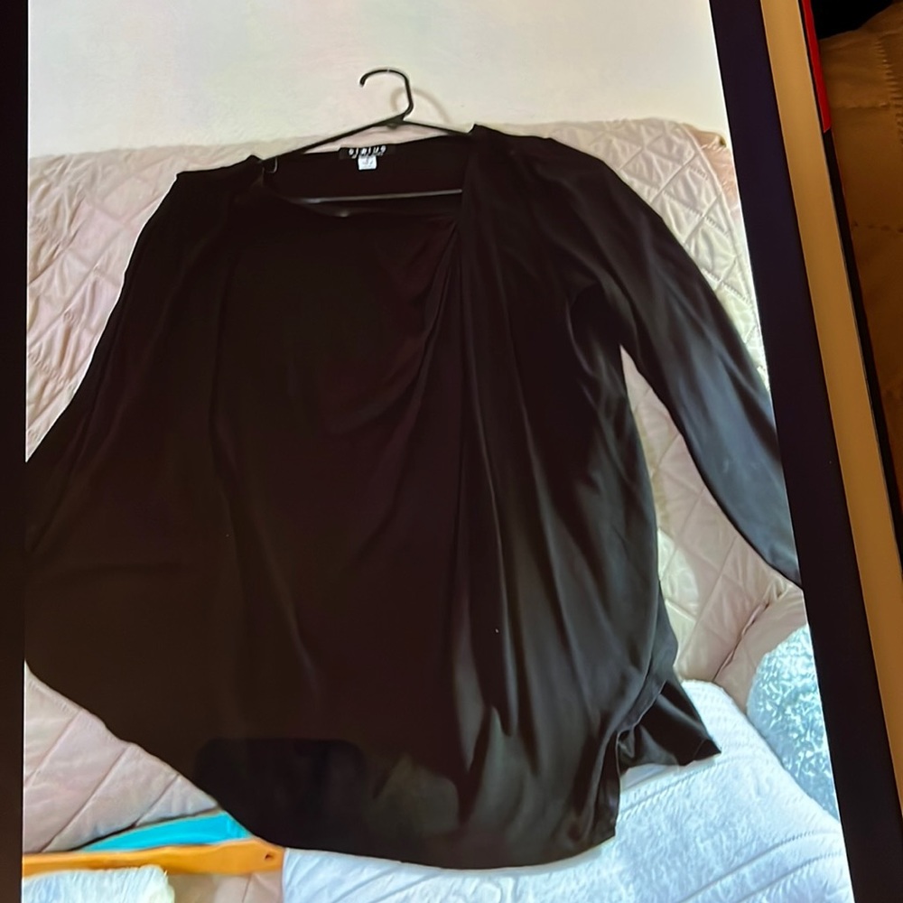 Ladies blouse too, worn little, designed by Star Jones